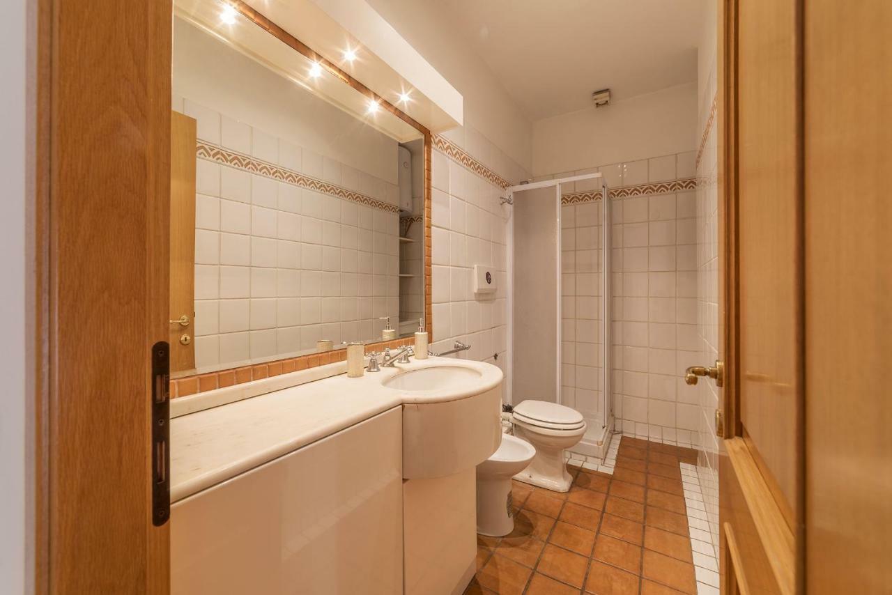 Piazza Di Spagna Stylish Flat Рим Екстериор снимка