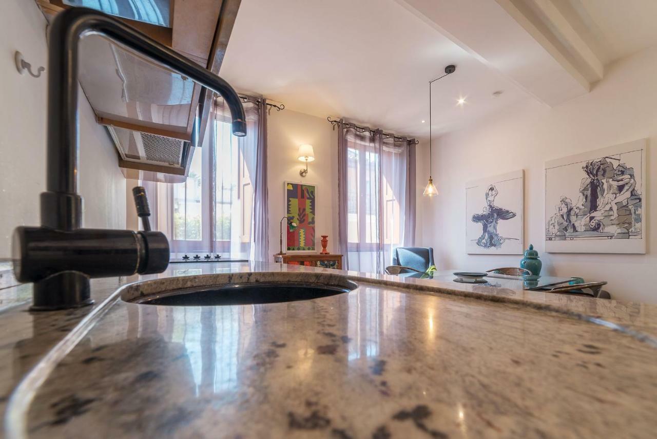Piazza Di Spagna Stylish Flat Рим Екстериор снимка